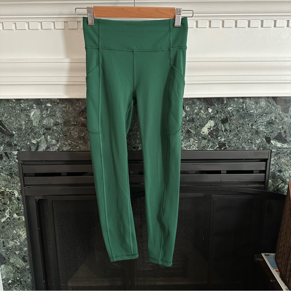 Lululemon Invigorate High-Rise Crop 23" Everglades Green size 4